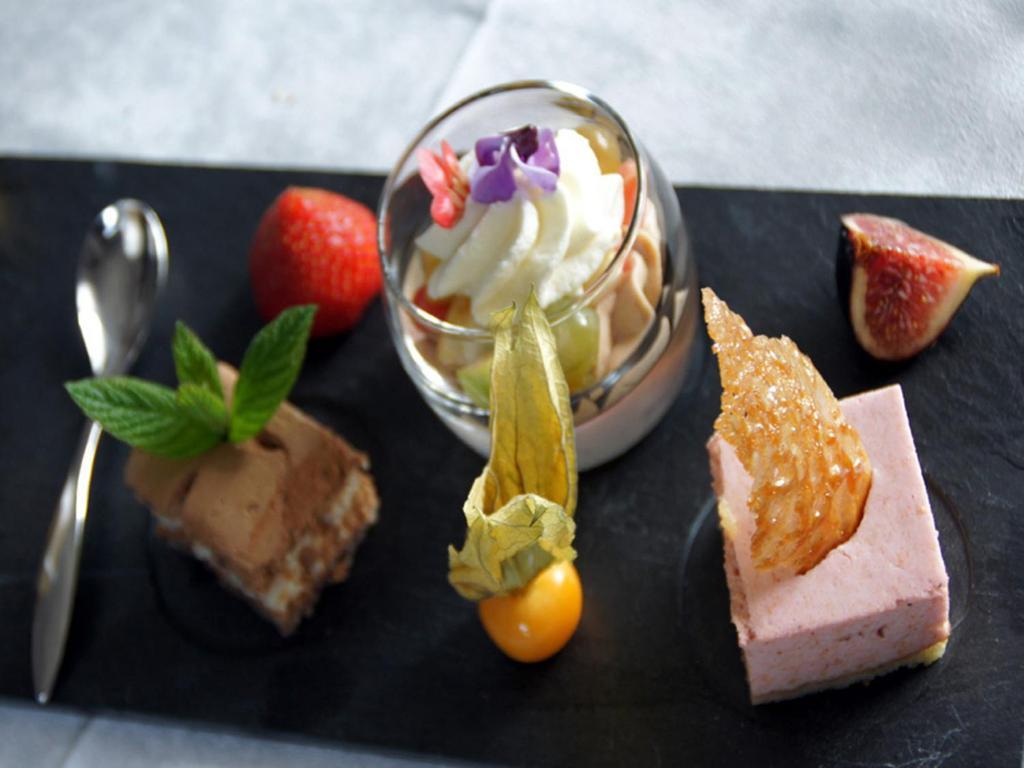 Hotel Restaurant Perle Des Vosges Muhlbach-sur-Munster エクステリア 写真
