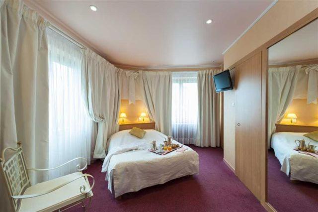 Hotel Restaurant Perle Des Vosges Muhlbach-sur-Munster エクステリア 写真